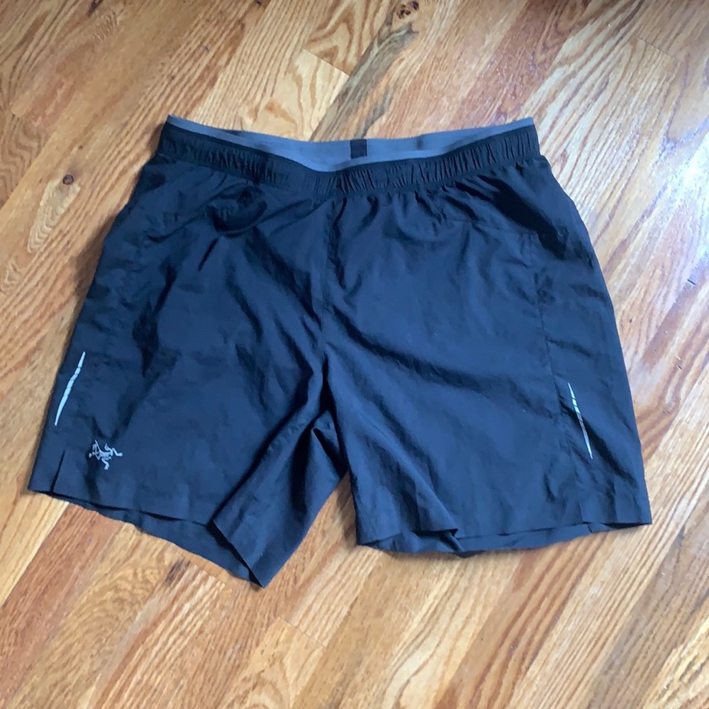 Arcteryx Athletic Running Shorts 5 inch w/ lining